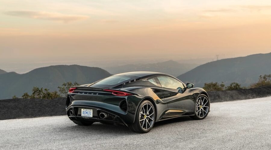 Lotus Emira