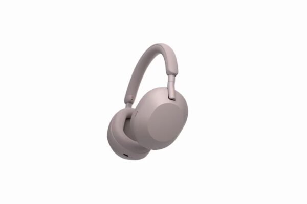 Sony WH-1000XM5: The Headphones Putting Rivals on Notice in 2025