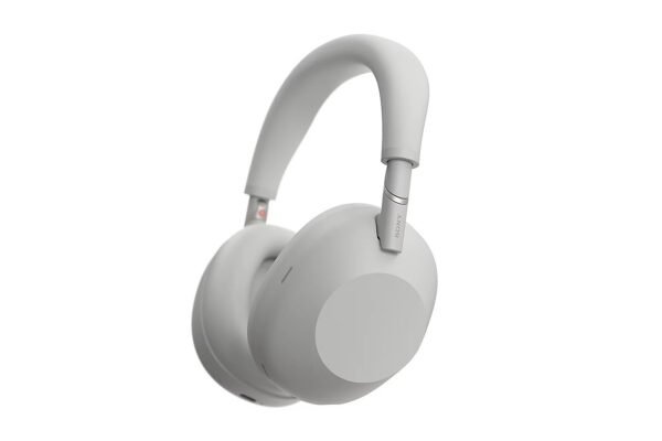 Sony XM6: The Ultimate Headphones Taking the UK by Storm in 2025